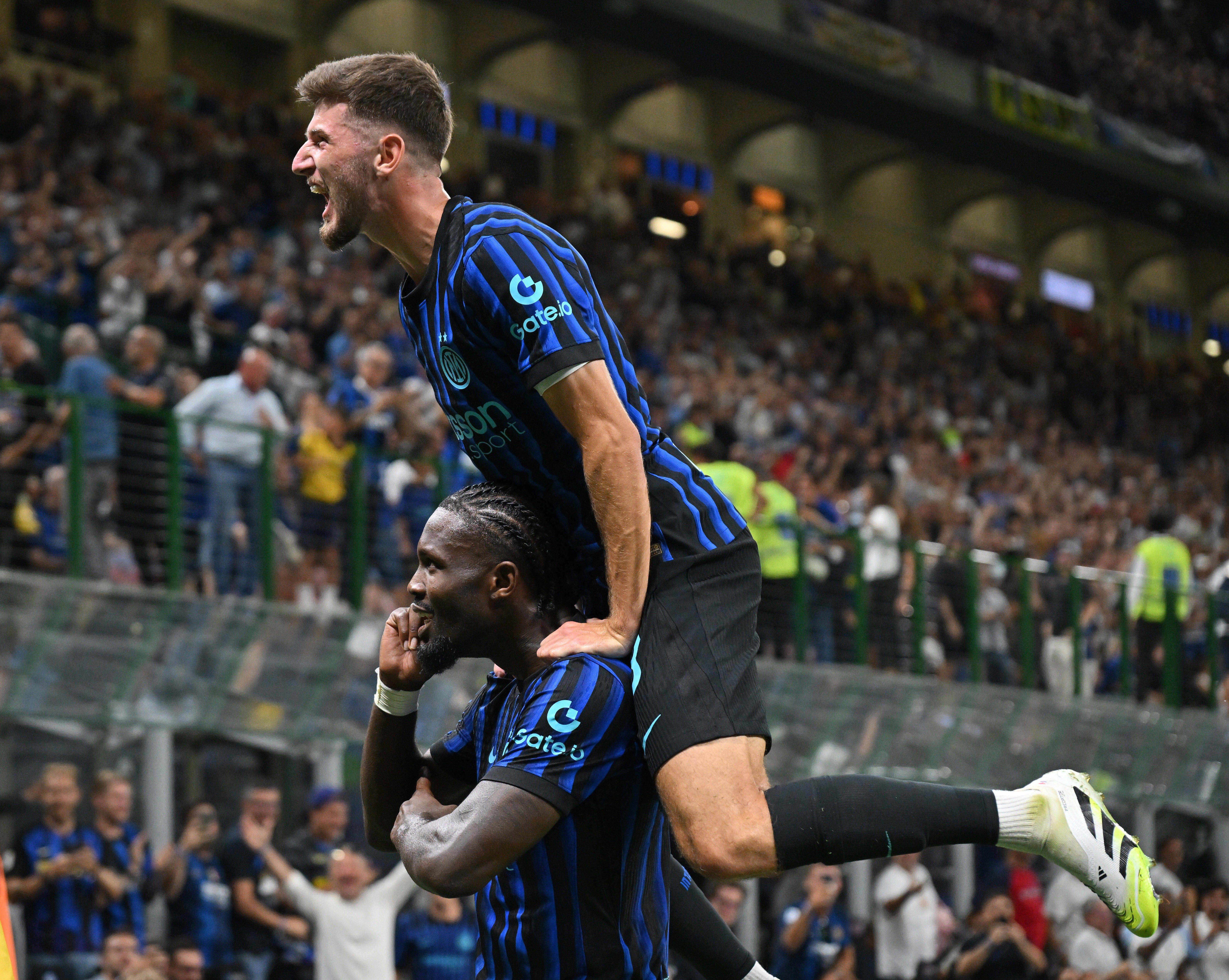 包含国际比赛日意甲焦点战,洛杉矶湖人迎来里程碑,媒体盛赞,年轻球员得到机会的词条 包含国际比赛日意甲焦点战,洛杉矶湖人迎来里程碑,媒体盛赞,年轻球员得到机会的词条