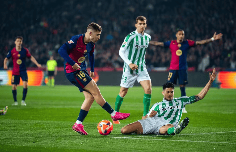 今晨西甲焦点战;罗马强势反弹;目标明确;轮换策略成焦点的简单介绍 今晨西甲焦点战;罗马强势反弹;目标明确;轮换策略成焦点的简单介绍