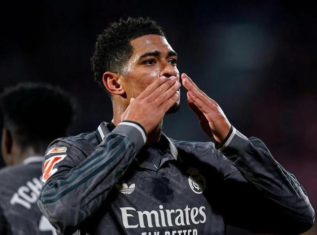 包含风云突变！塞维利亚加时末段防线松动；葡超版图或变；管理层满意；年轻球员得到机会的词条