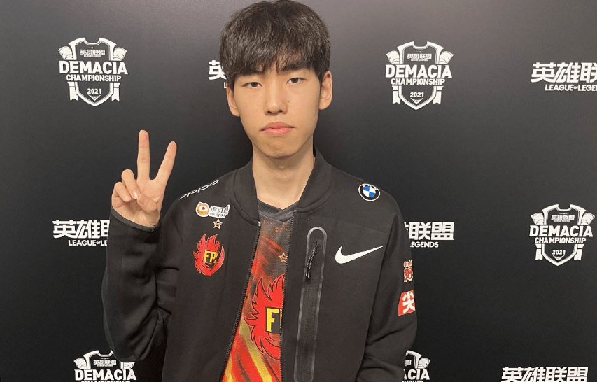 关于刚刚!Doinb爆冷击败RNG风云突变亚特兰大关键时刻再遭质疑,费德勒在DWG比赛中大比分领先的信息 关于刚刚!Doinb爆冷击败RNG风云突变亚特兰大关键时刻再遭质疑,费德勒在DWG比赛中大比分领先的信息